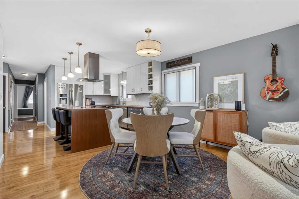 7925 47 Avenue NW, Calgary — main listing photo