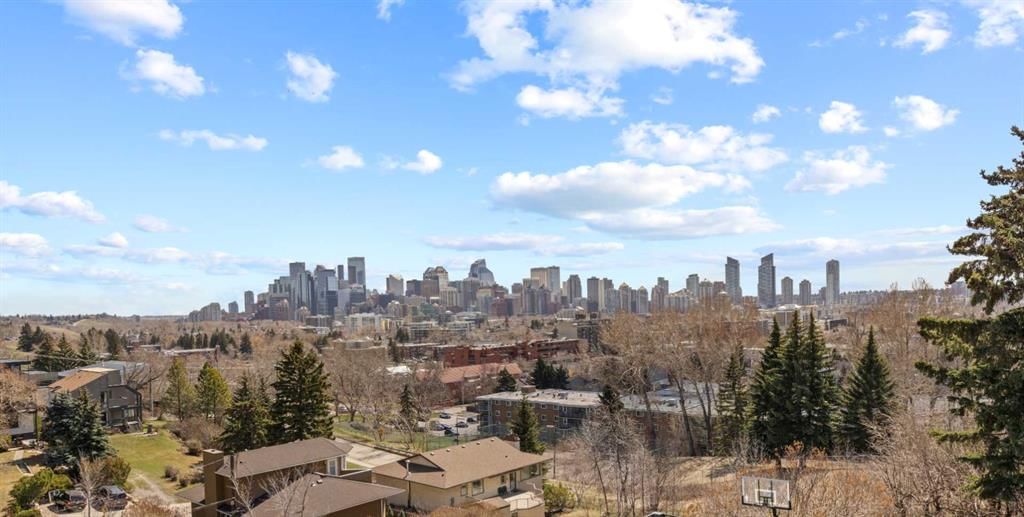 1115 16A Street NW, Calgary — photo 2 of 44