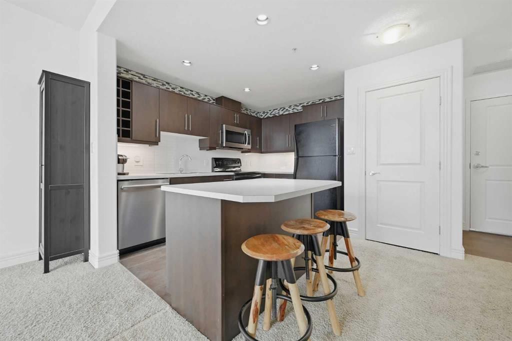 1108, 55 Spruce Place SW, Calgary — photo 2 of 21