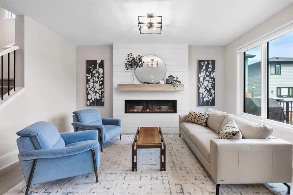 361 Harvest Hills Court NE, Calgary — photo 3 of 48