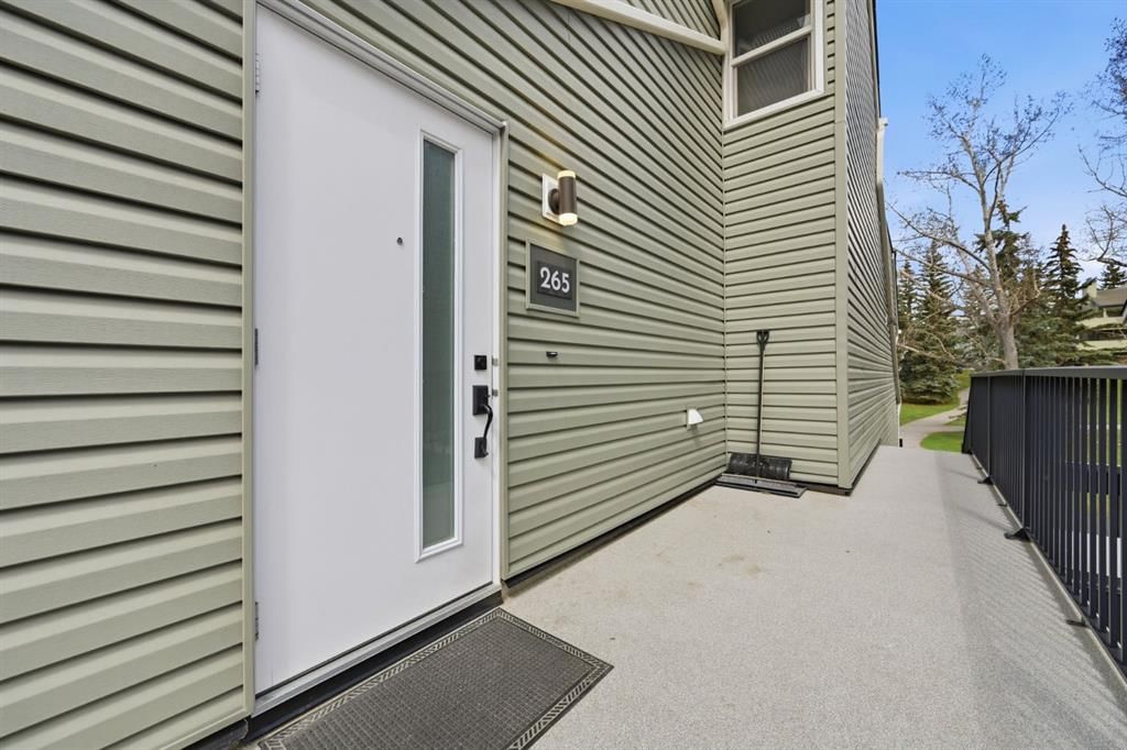 265, 78 Glamis Green SW, Calgary — photo 2 of 23