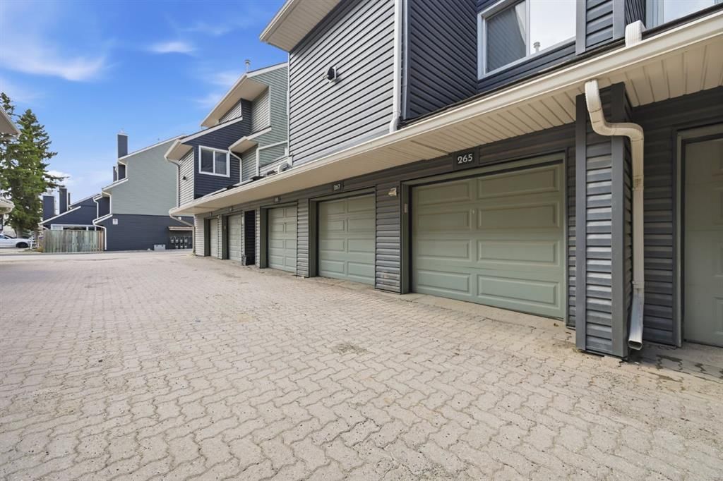 265, 78 Glamis Green SW, Calgary — photo 3 of 23