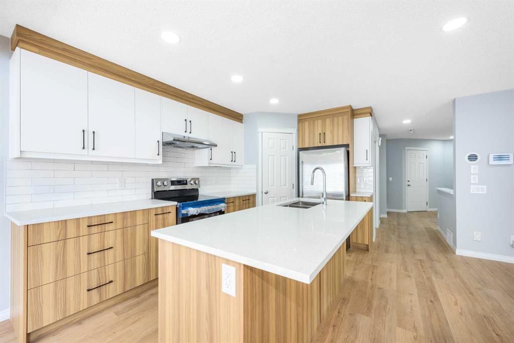 8454 Saddleridge Drive NE, Calgary — photo 3 of 48