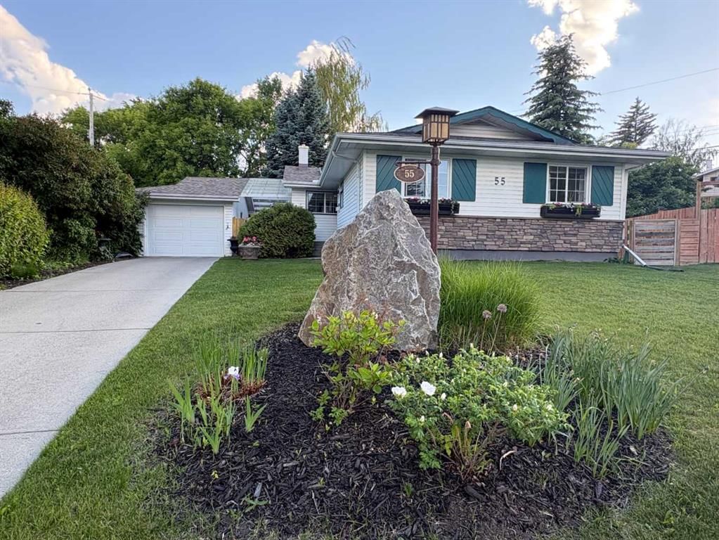 55 Kelvin Place SW, Calgary — main listing photo
