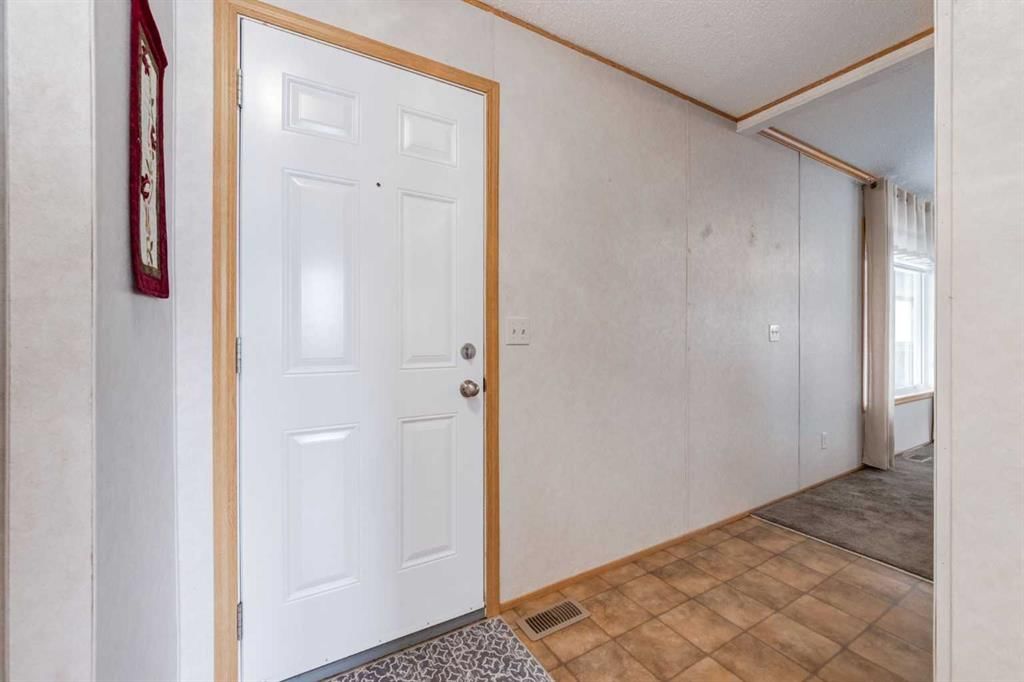 95, 99 Arbour Lake Road NW, Calgary — photo 4 of 29