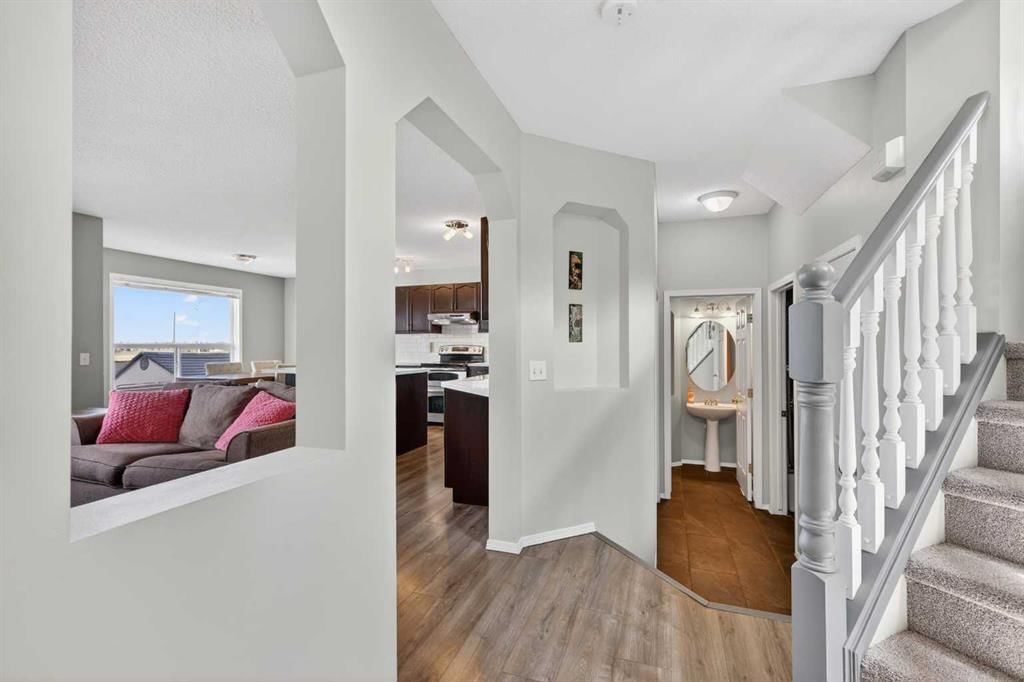 112 Chaparral Circle SE, Calgary — photo 3 of 50