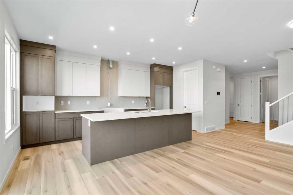 675 Buffaloberry Manor SE, Calgary — photo 2 of 45