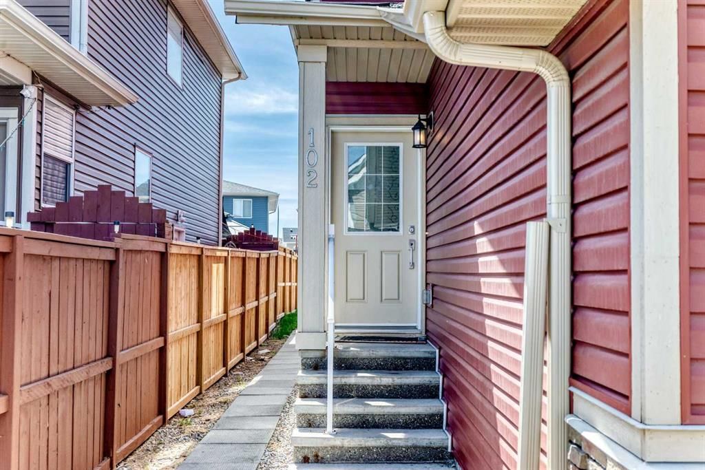 102 Saddlelake Terrace NE, Calgary — photo 4 of 48