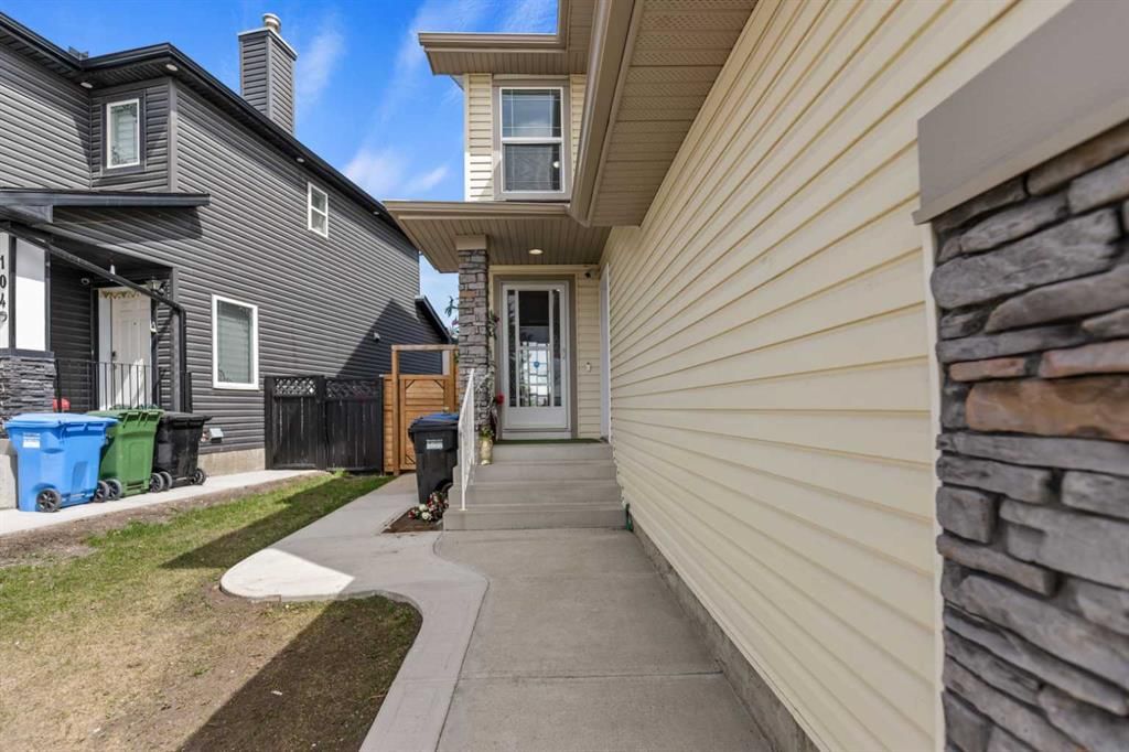 100 Saddlecrest Boulevard NE, Calgary — photo 3 of 35