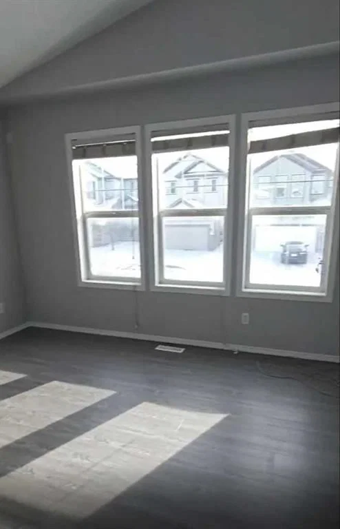 40 Covepark Place NE, Calgary — photo 2 of 8