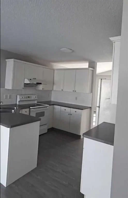 40 Covepark Place NE, Calgary — photo 3 of 8
