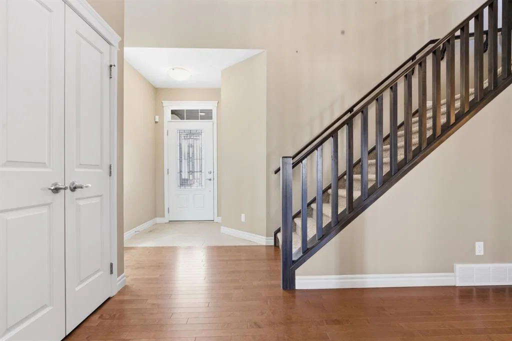 40 Masters Common SE, Calgary — photo 3 of 50