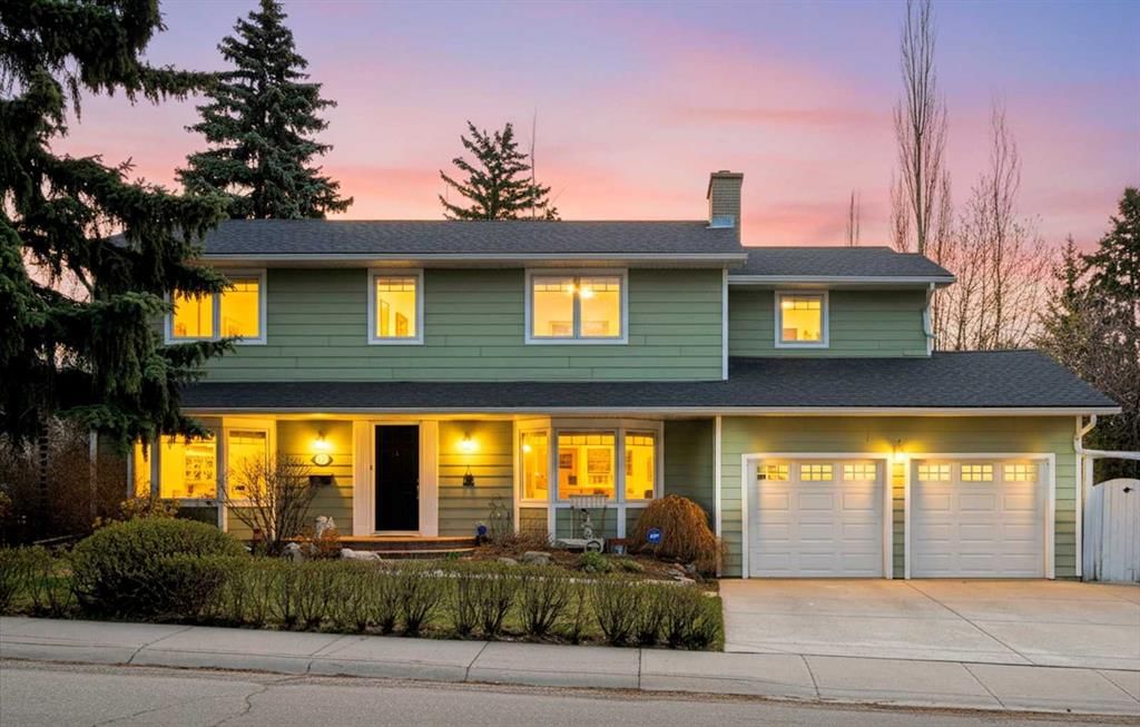 1239 Beverley Boulevard SW, Calgary — main listing photo