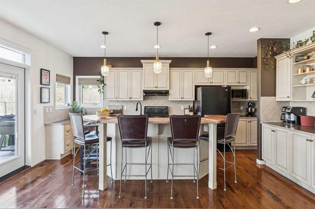 444 Royal Oak Circle NW, Calgary — photo 2 of 50
