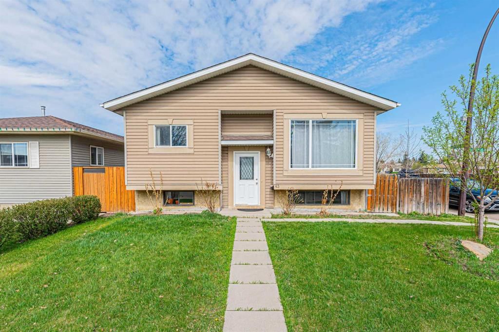 43 Abbercove Road SE, Calgary — main listing photo