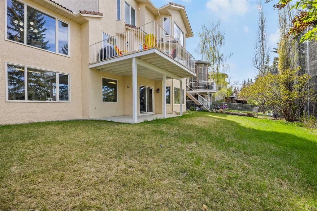 1360 Shawnee Road SW, Calgary — photo 3 of 49
