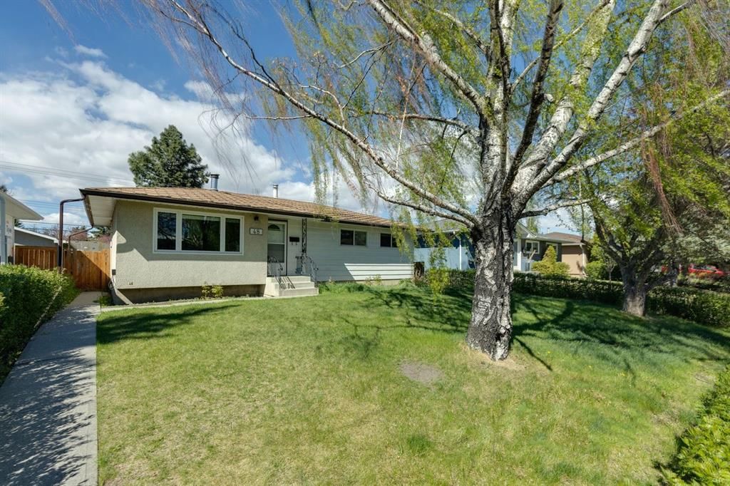 48 Haddock Road SW, Calgary — photo 2 of 33
