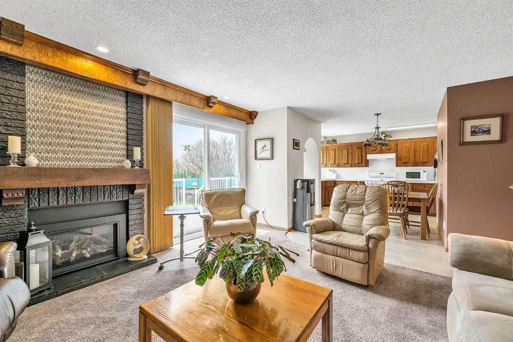 288 Deer Run Crescent SE, Calgary — photo 5 of 50