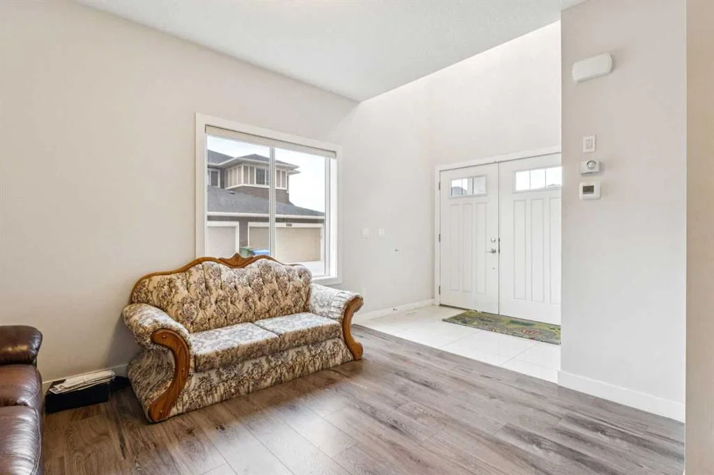 118 Saddlestone Park NE, Calgary — photo 4 of 47