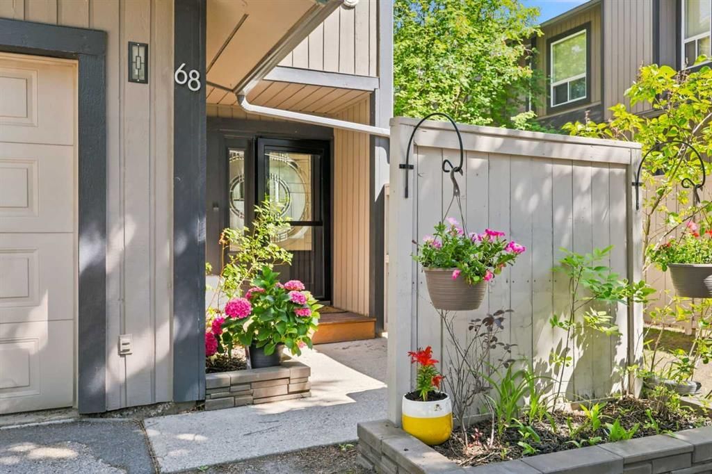 68, 27 Silver Springs Drive NW, Calgary — photo 2 of 50