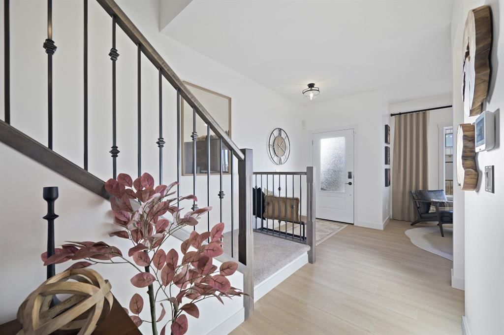 1742 Keystone Creek Avenue, Calgary — photo 5 of 28