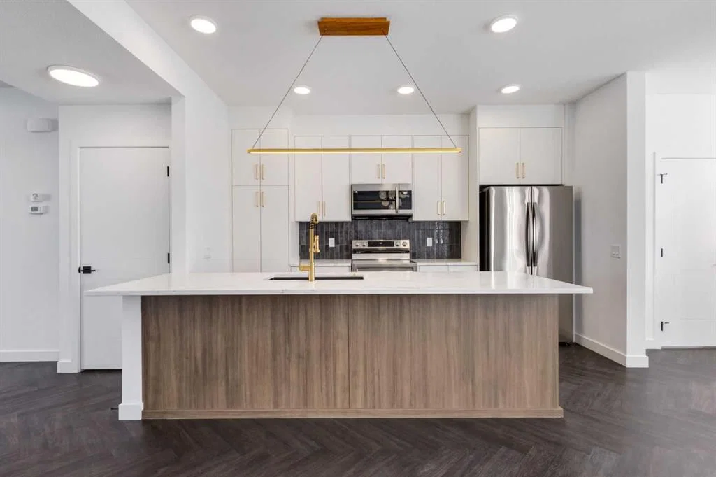 37 Sora Passage SE, Calgary — photo 2 of 23