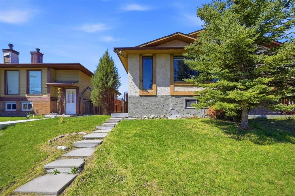 62 Templeson Crescent NE, Calgary — photo 3 of 35
