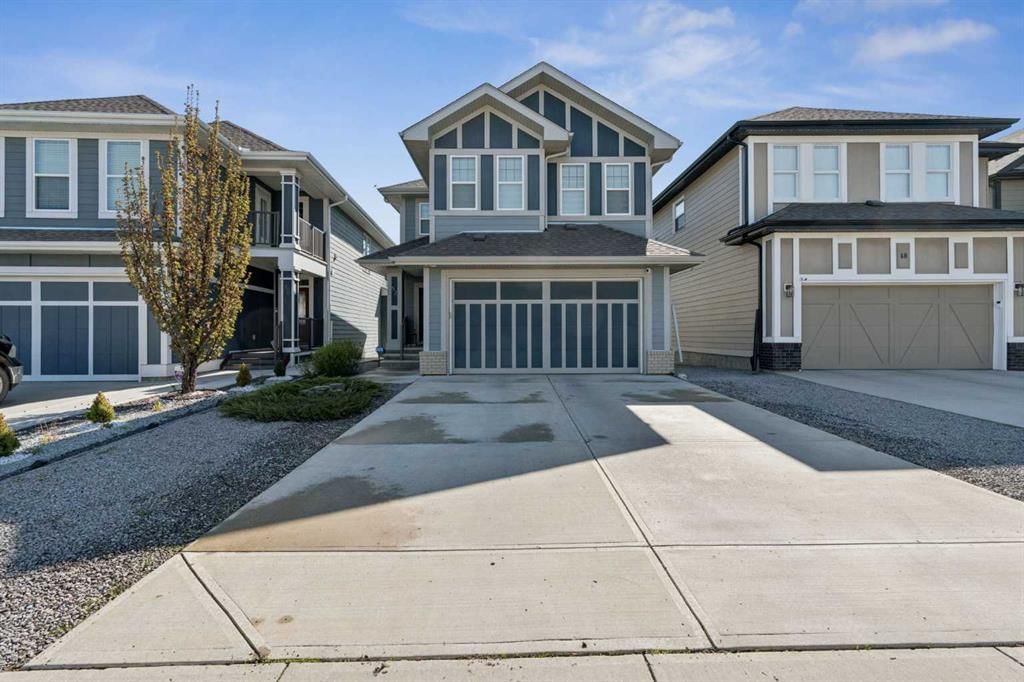 52 Mahogany Way SE, Calgary — photo 3 of 47