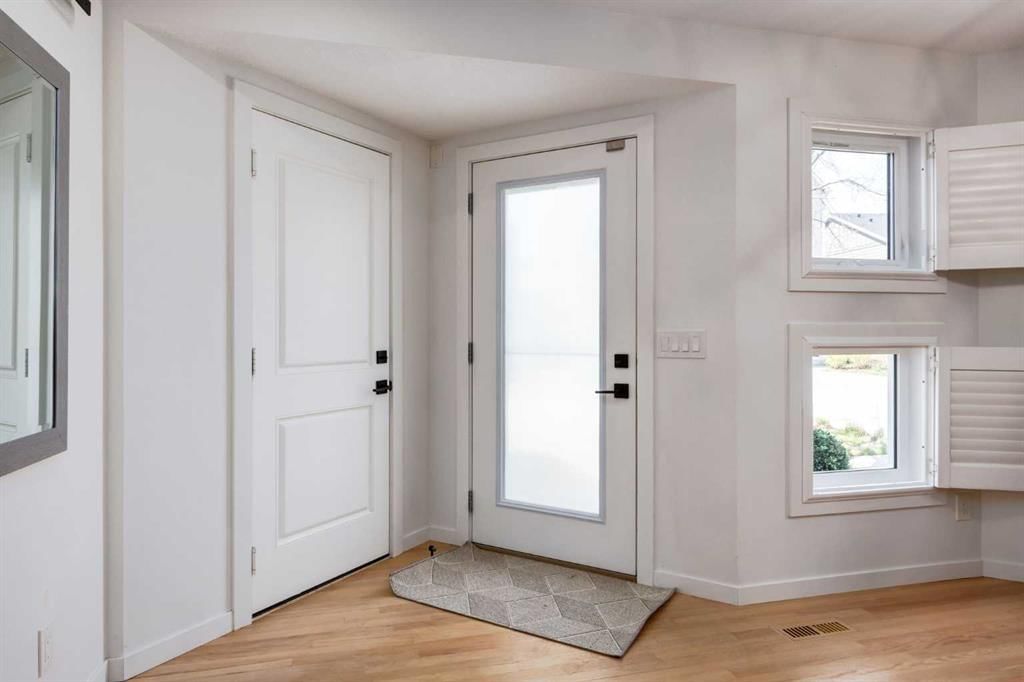 81 Inglewood Point SE, Calgary — photo 2 of 49