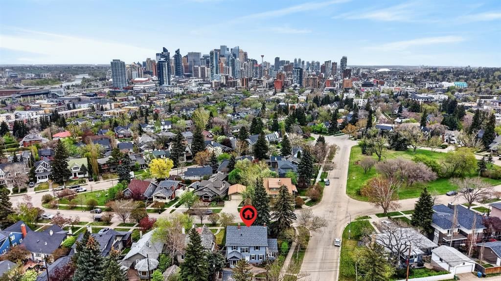 1439 Shelbourne Street SW, Calgary — photo 5 of 36
