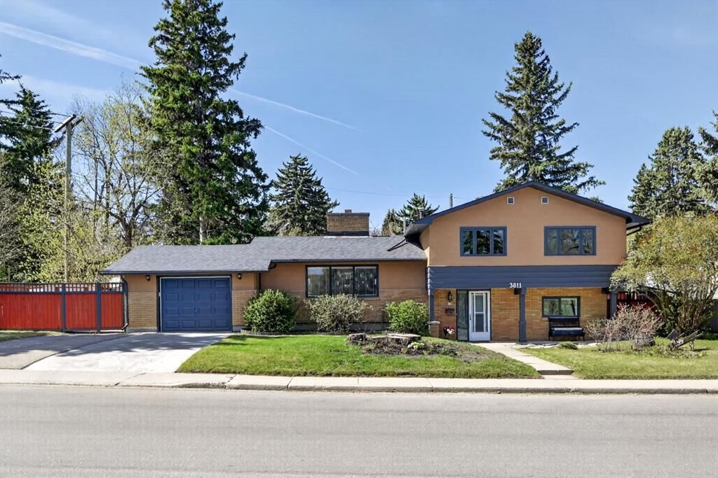 3811 24 Street NW, Calgary — photo 3 of 47