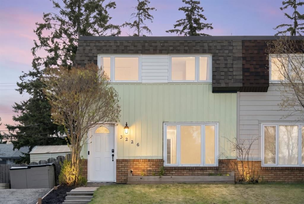 3226 Dover Crescent SE, Calgary — main listing photo