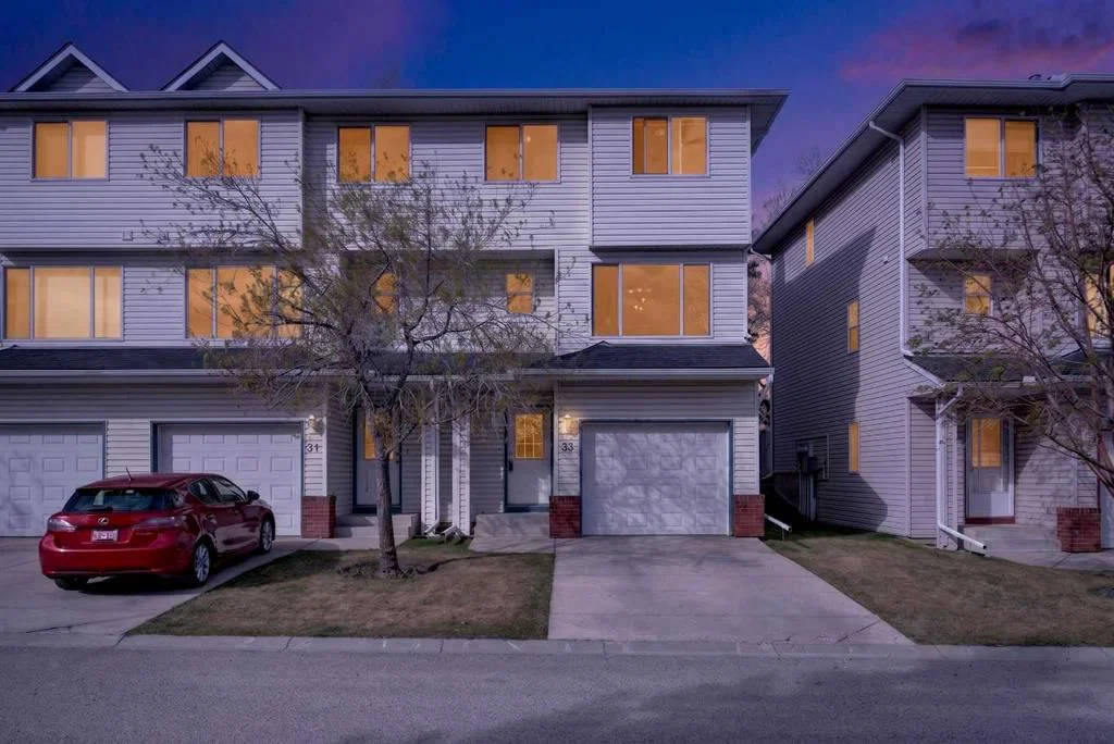 33 Harvest Oak Circle NE, Calgary — main listing photo