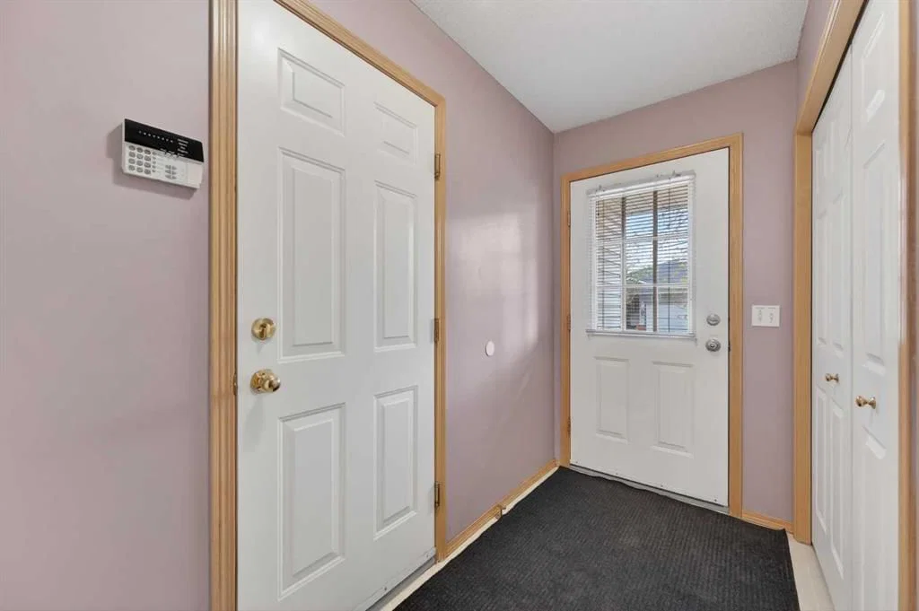 33 Harvest Oak Circle NE, Calgary — photo 2 of 28
