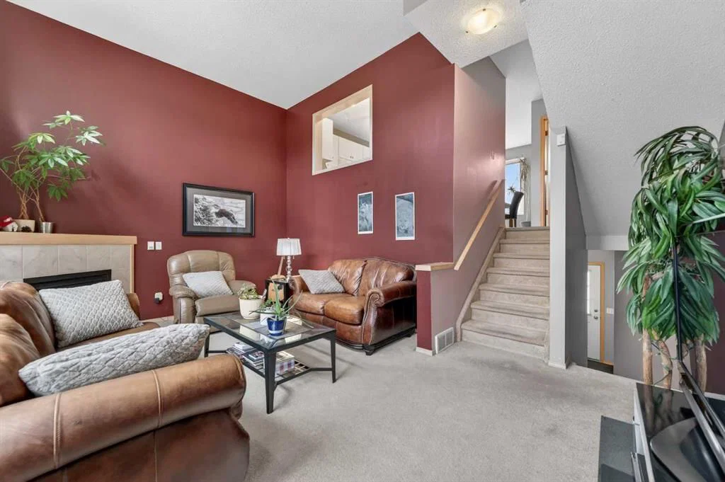 33 Harvest Oak Circle NE, Calgary — photo 4 of 28