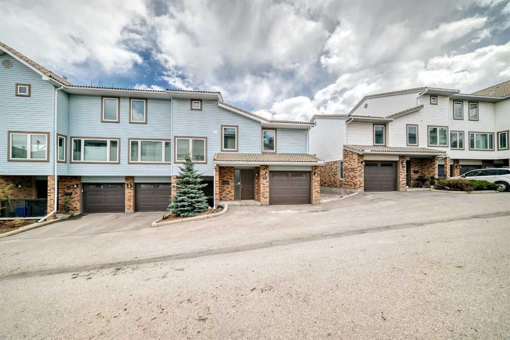 80 Coachway Gardens SW, Calgary — main listing photo