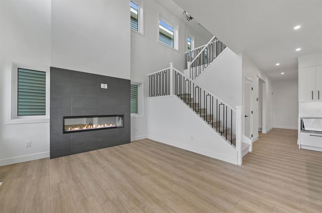 135 Walgrove Bay SE, Calgary — photo 4 of 13