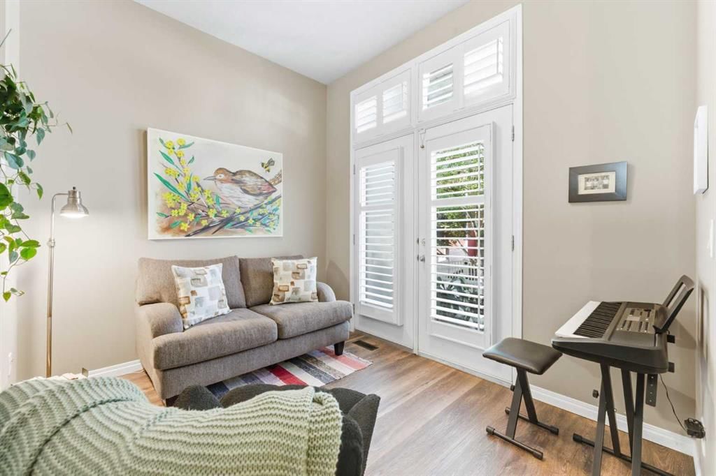 159 Mckenzie Towne Gate SE, Calgary — photo 4 of 43