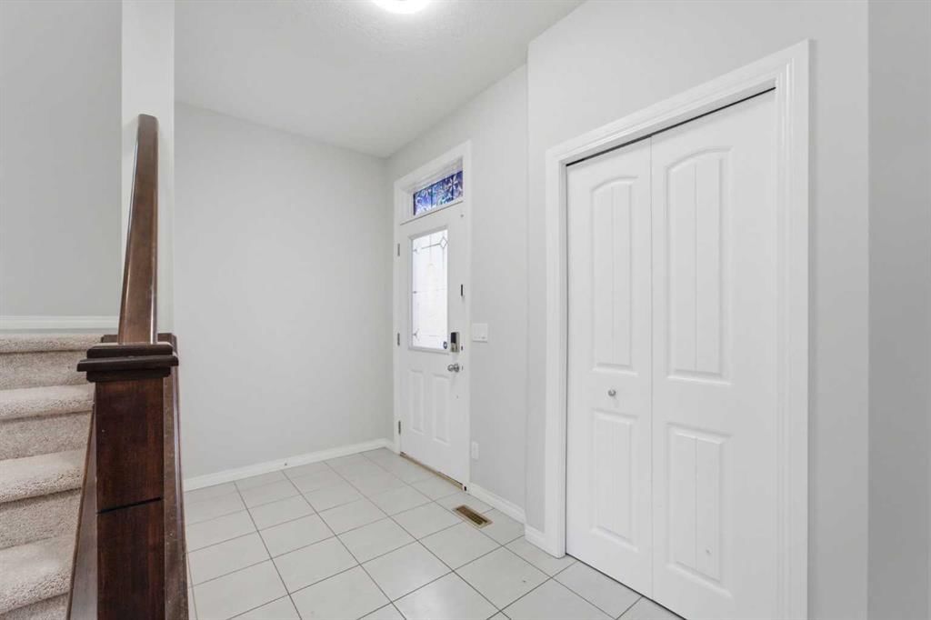 42 Skyview Point Rise NE, Calgary — photo 3 of 47