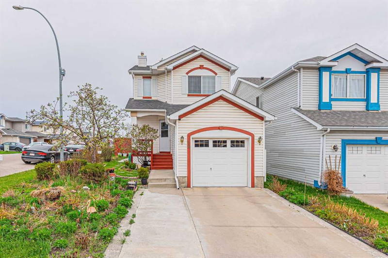 18 Coral Springs Circle NE, Calgary — main listing photo