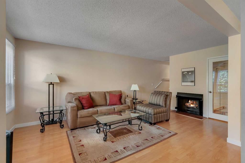 304, 544 Blackthorn Road NE, Calgary — photo 4 of 37