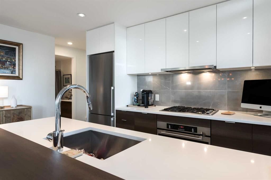 803, 108 Waterfront Court SW, Calgary — photo 3 of 31