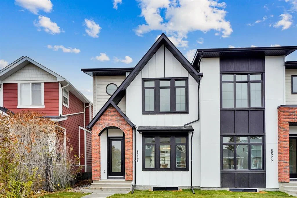 8528 47 Avenue NW, Calgary — main listing photo