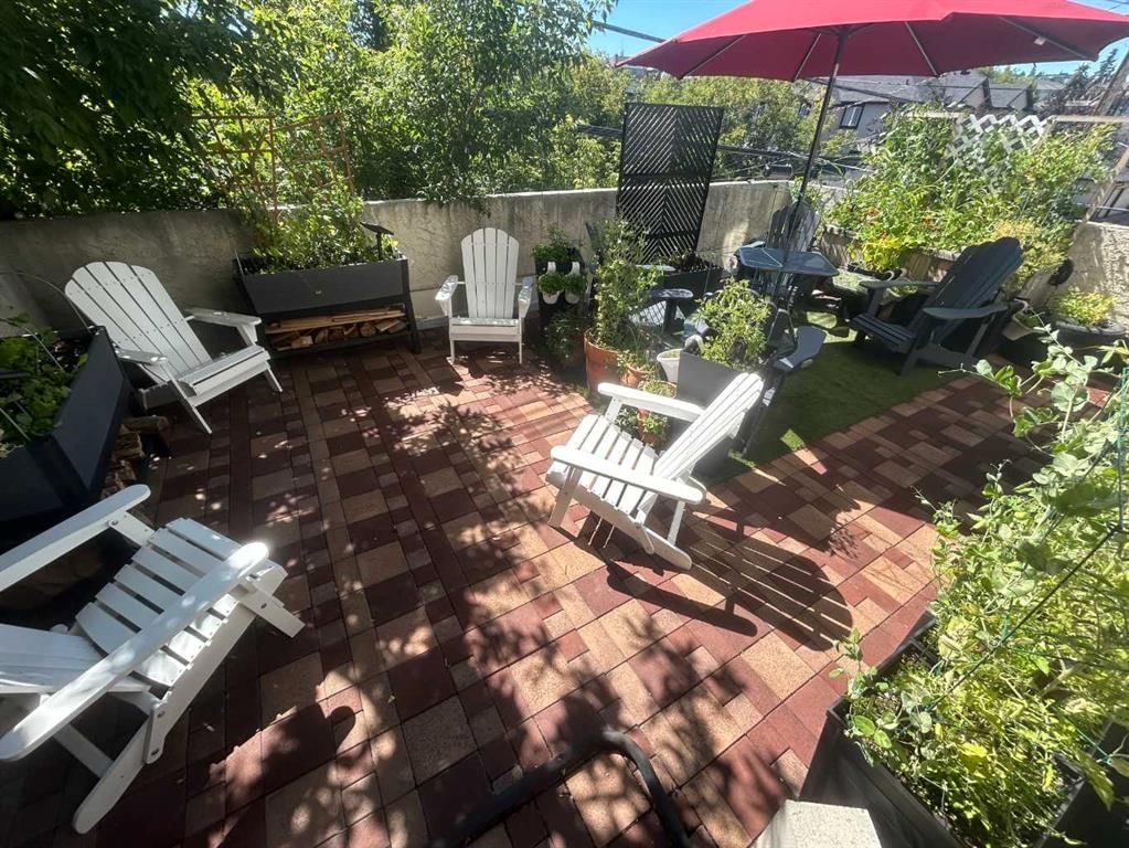2, 1607 26 Avenue SW, Calgary — photo 2 of 23