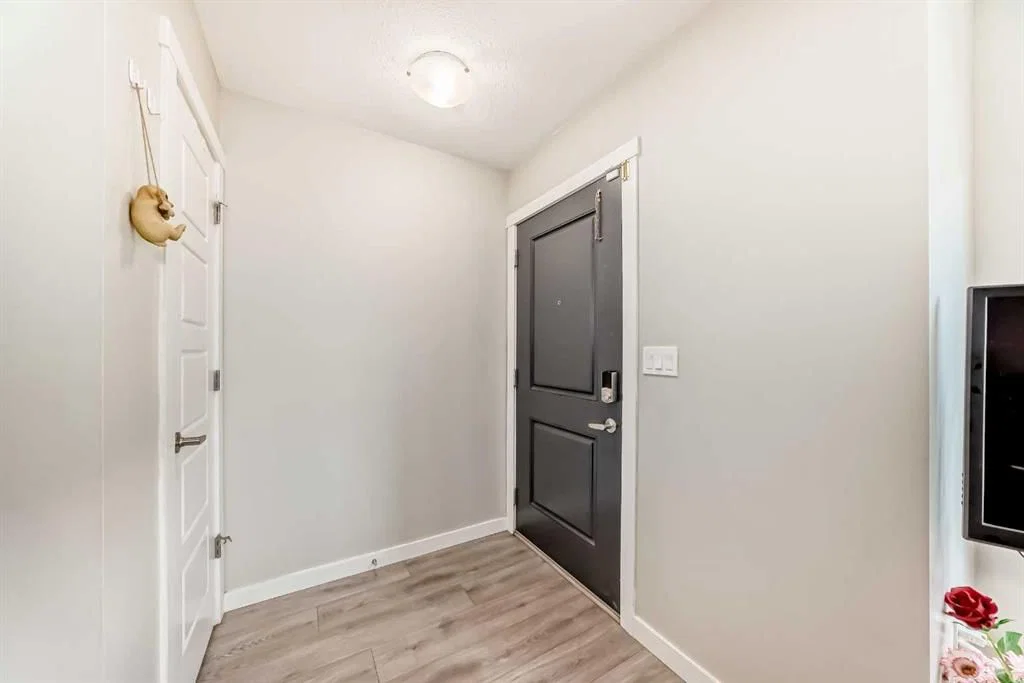 228 Red Embers Way NE, Calgary — photo 4 of 43