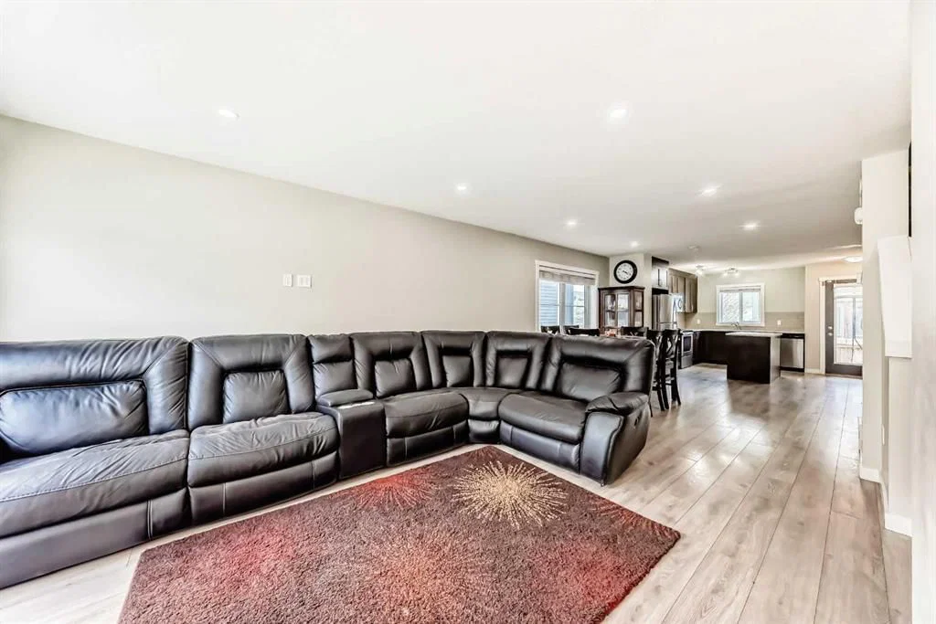 228 Red Embers Way NE, Calgary — photo 5 of 43