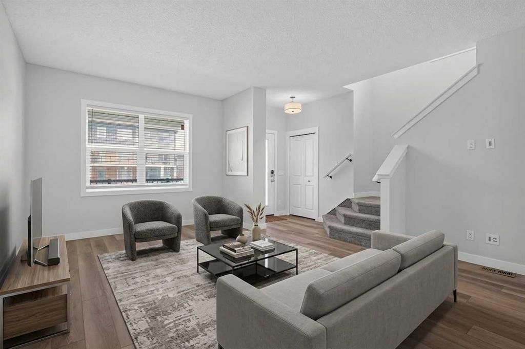326 Creekside Boulevard SW, Calgary — photo 4 of 49