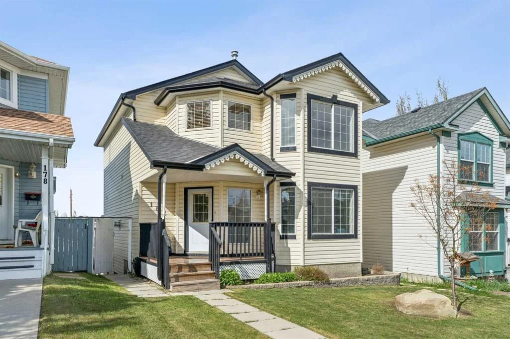 182 Bridlewood Close SW, Calgary — main listing photo