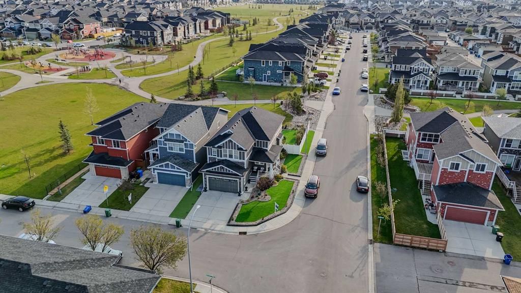 100 Redstone Parade NE, Calgary — photo 3 of 44