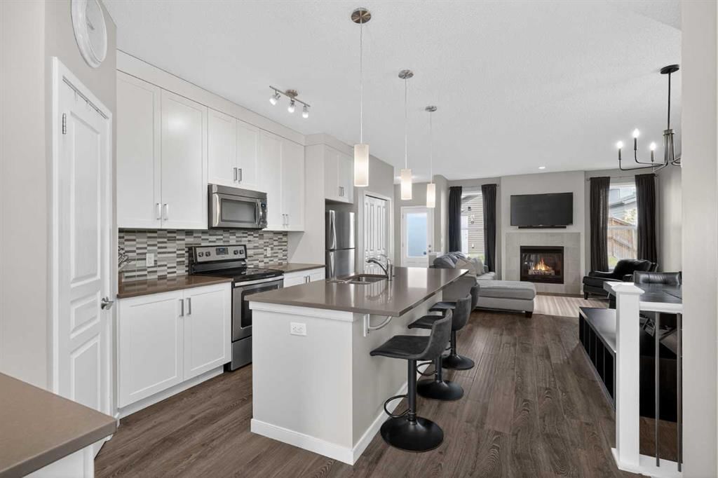 257 Cranford Park SE, Calgary — photo 4 of 32